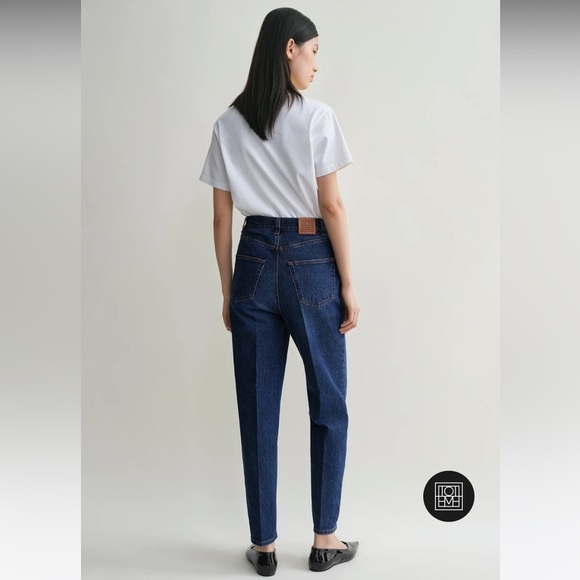 NWT Toteme Tapered Leg Dark Blue Mid Rise Denim Jeans size 25 - Picture 3 of 14